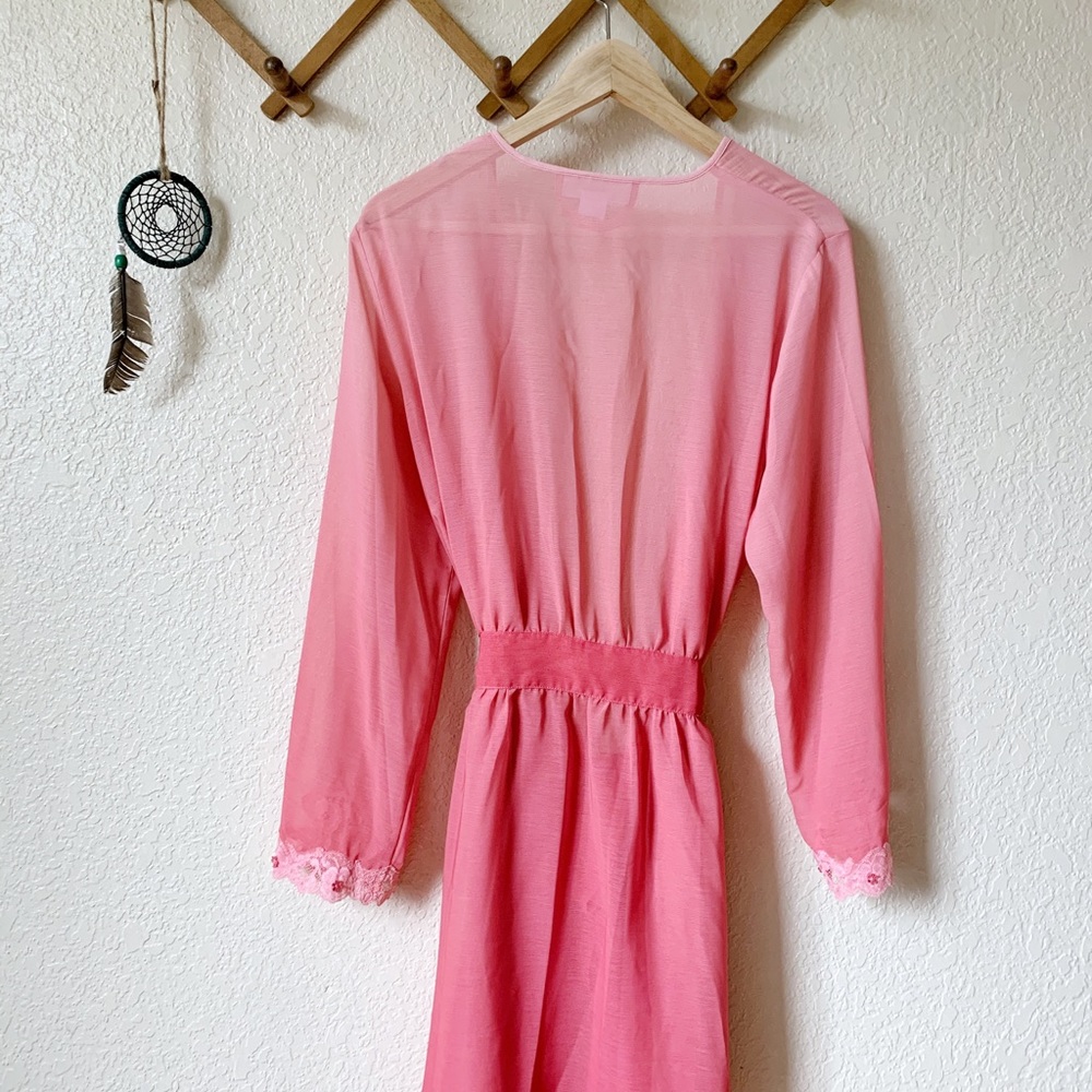 Morgan Taylor Intimates Robe - Picture 4 of 8